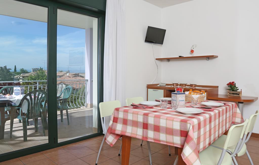 Nettuno Residence Hotel Peschiera del Garda Exterior photo