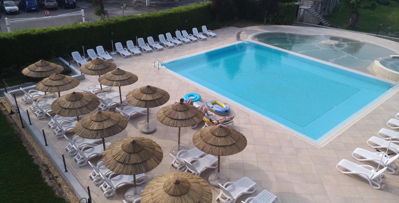 Nettuno Residence Hotel Peschiera del Garda Exterior photo