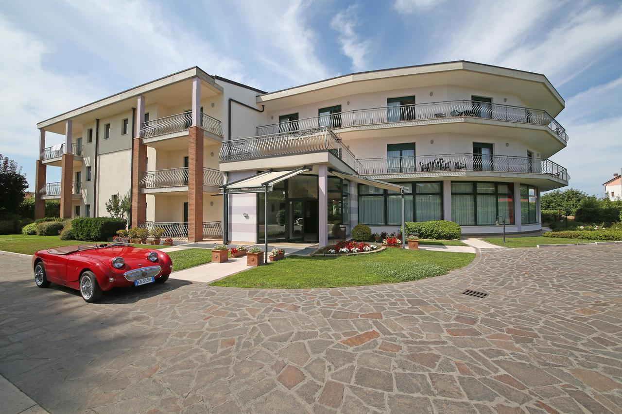 Nettuno Residence Hotel Peschiera del Garda Exterior photo